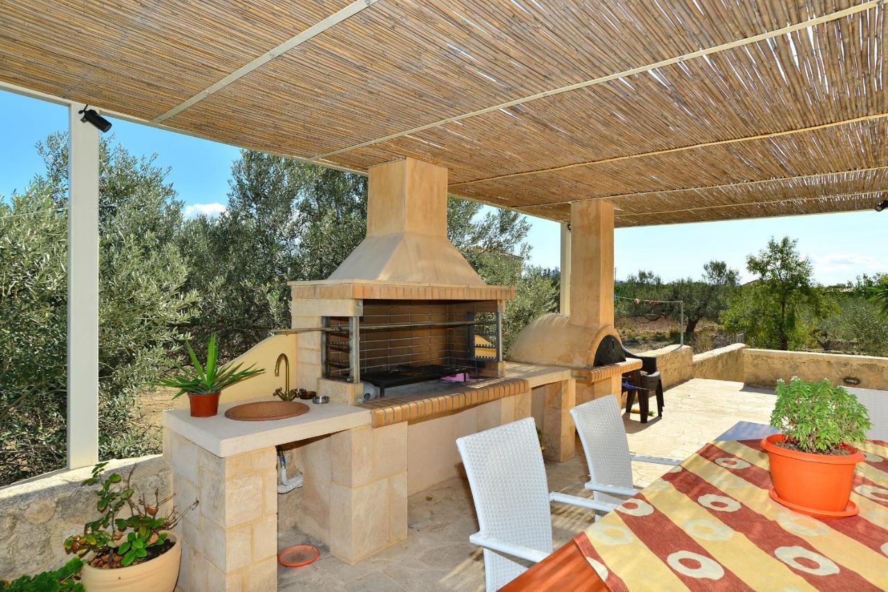 Villa Konstantinos Aegina Exteriör bild